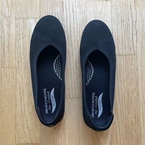 Sketchers Women’s Arch Fit Cleo Sport Slip On Shoes